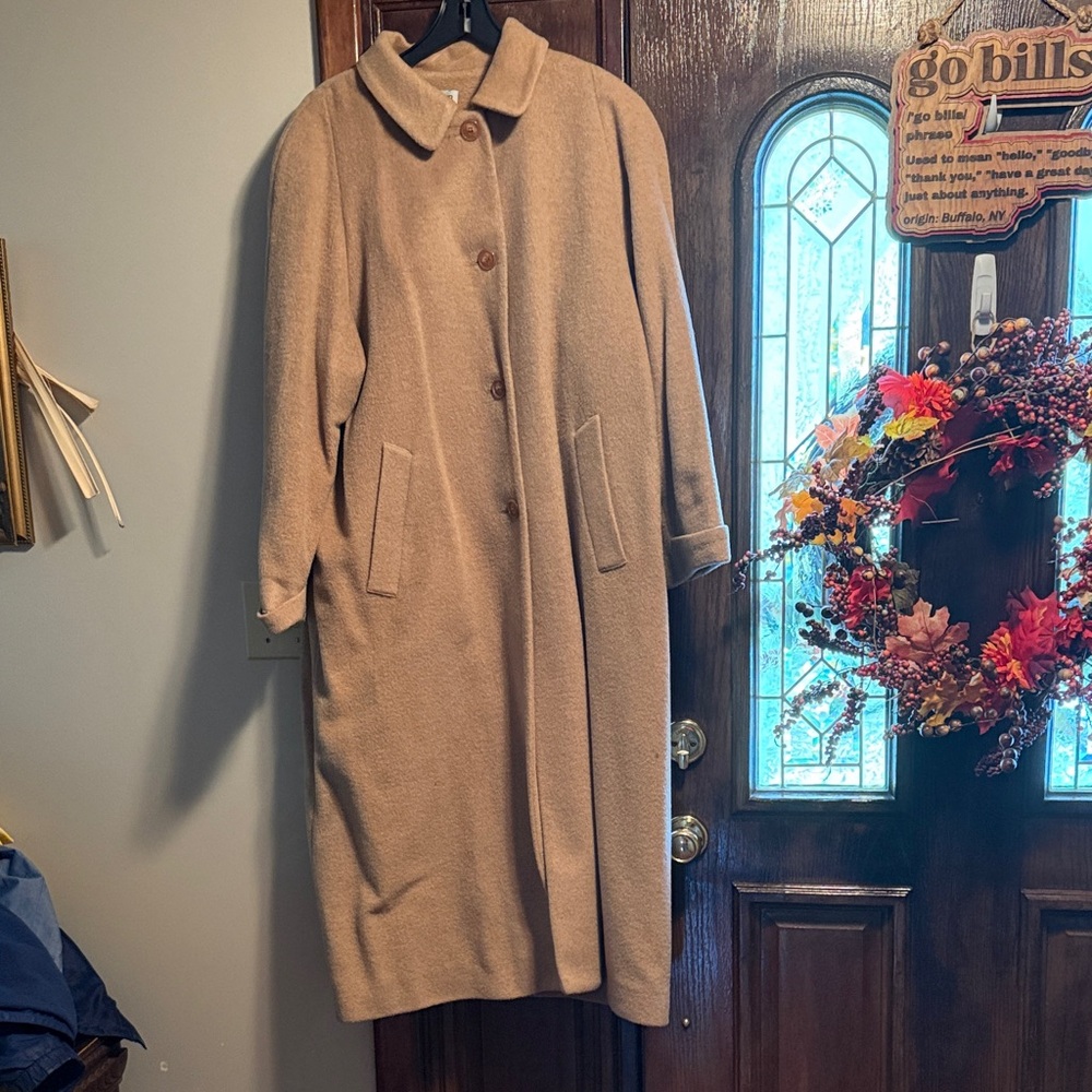Elegant Tan Women's midi coat
